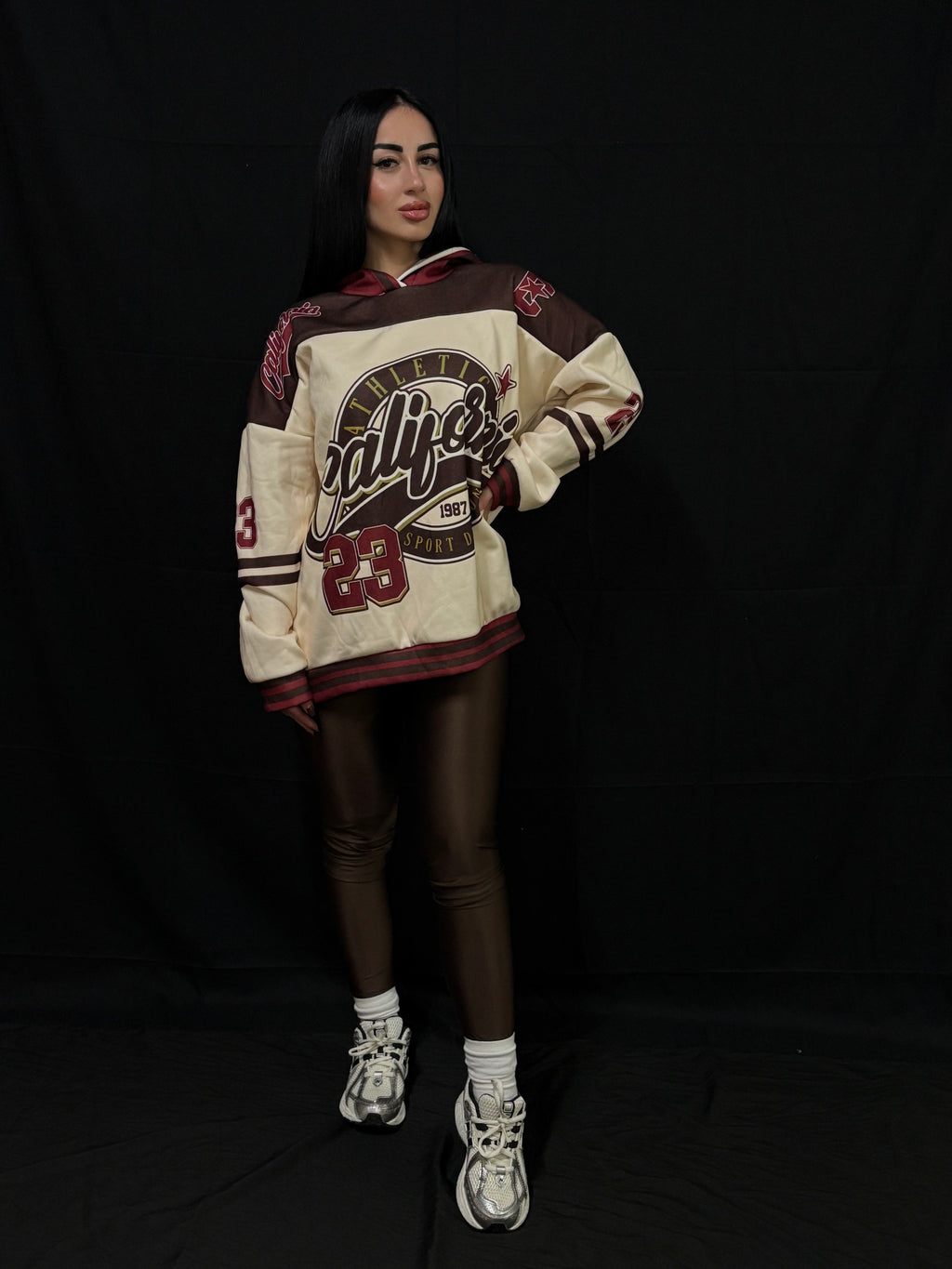 Coordinato California marrone 25,00€