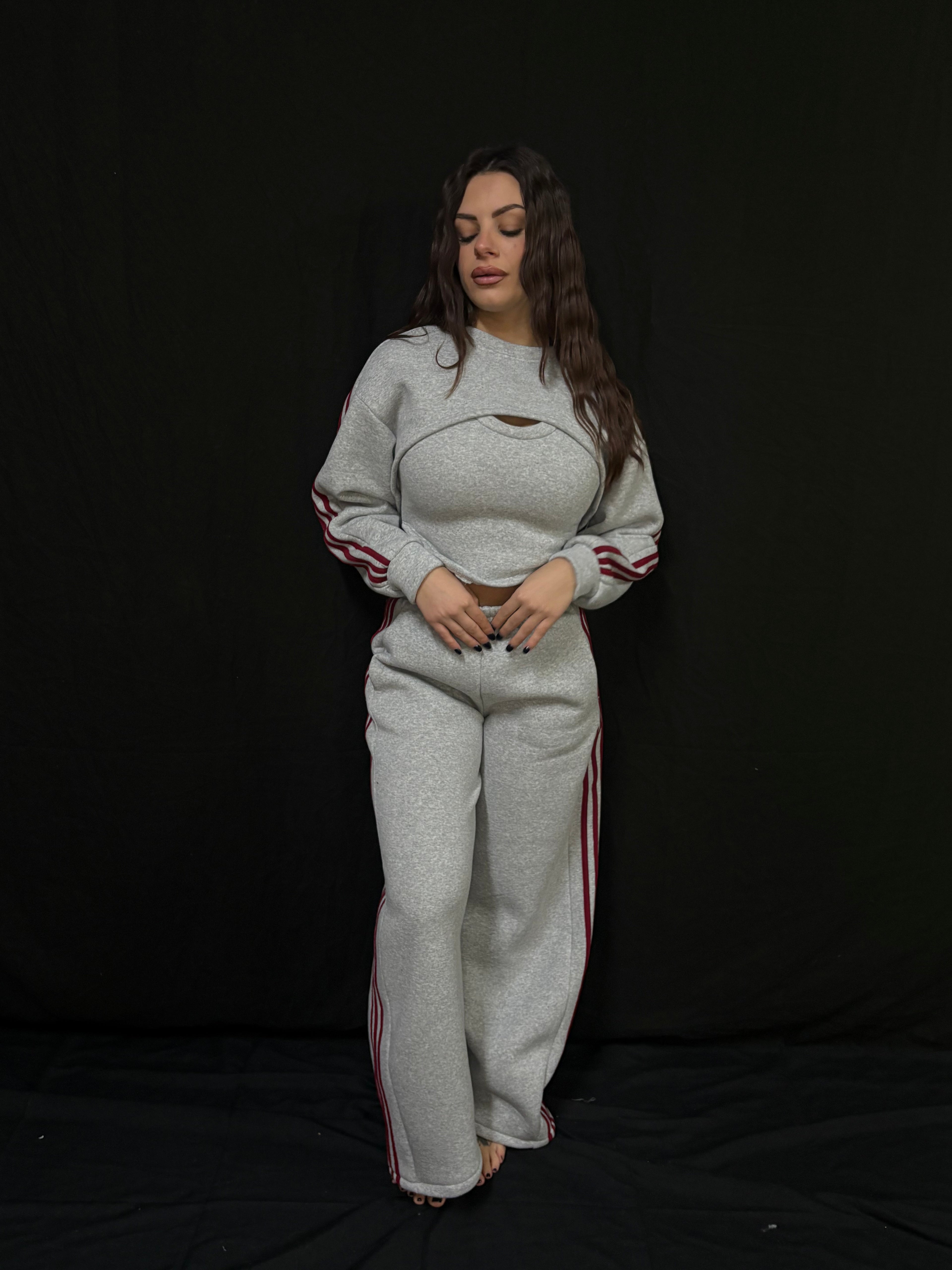 Tuta grigia 3 pezzi 30,00€