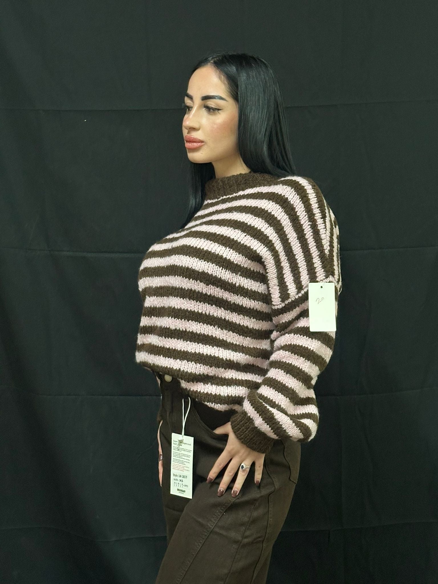 MAGLIONCINO A RIGHE 16€