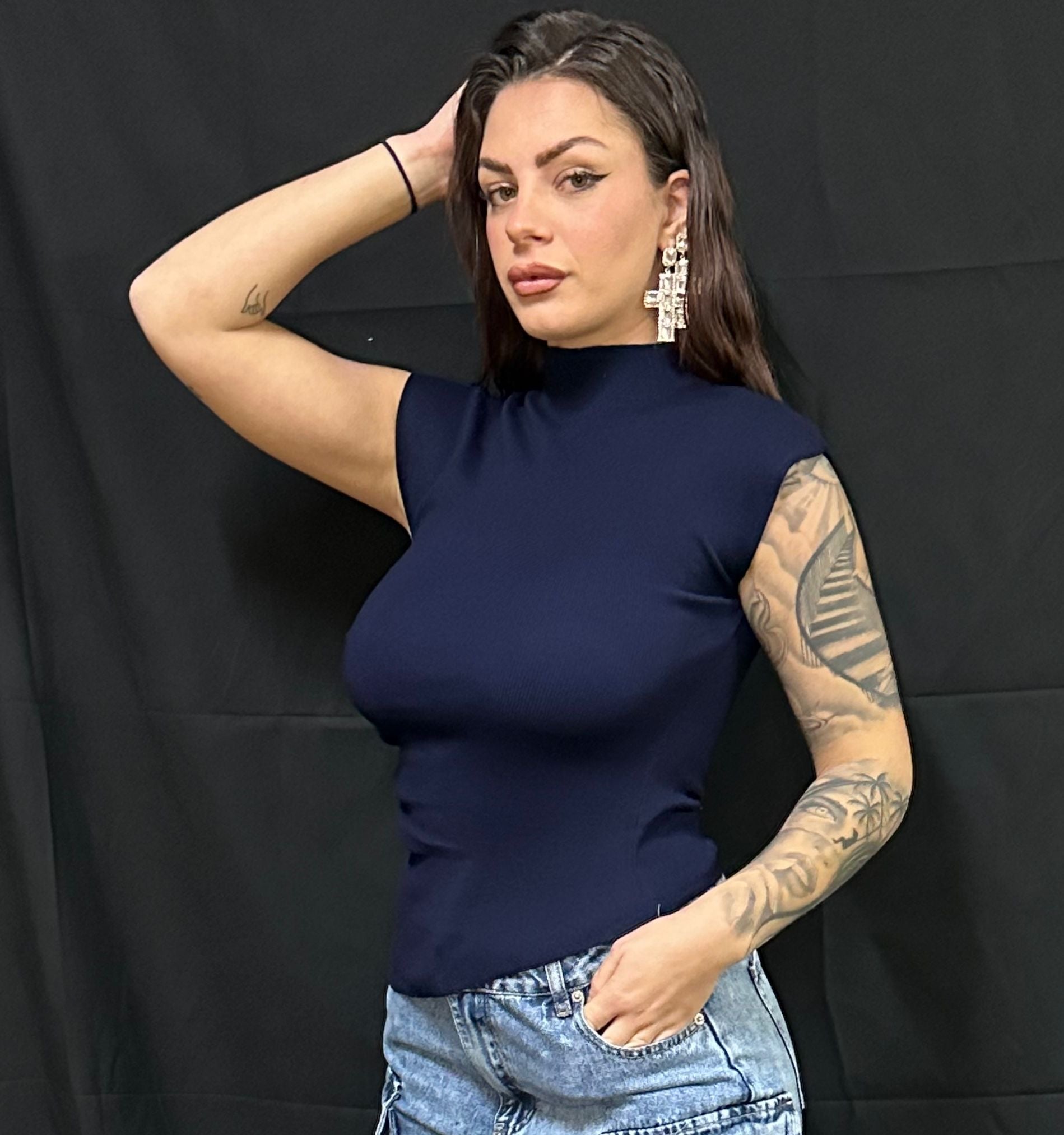 MAGLIA CON DRAPPEGGIO 10,00€