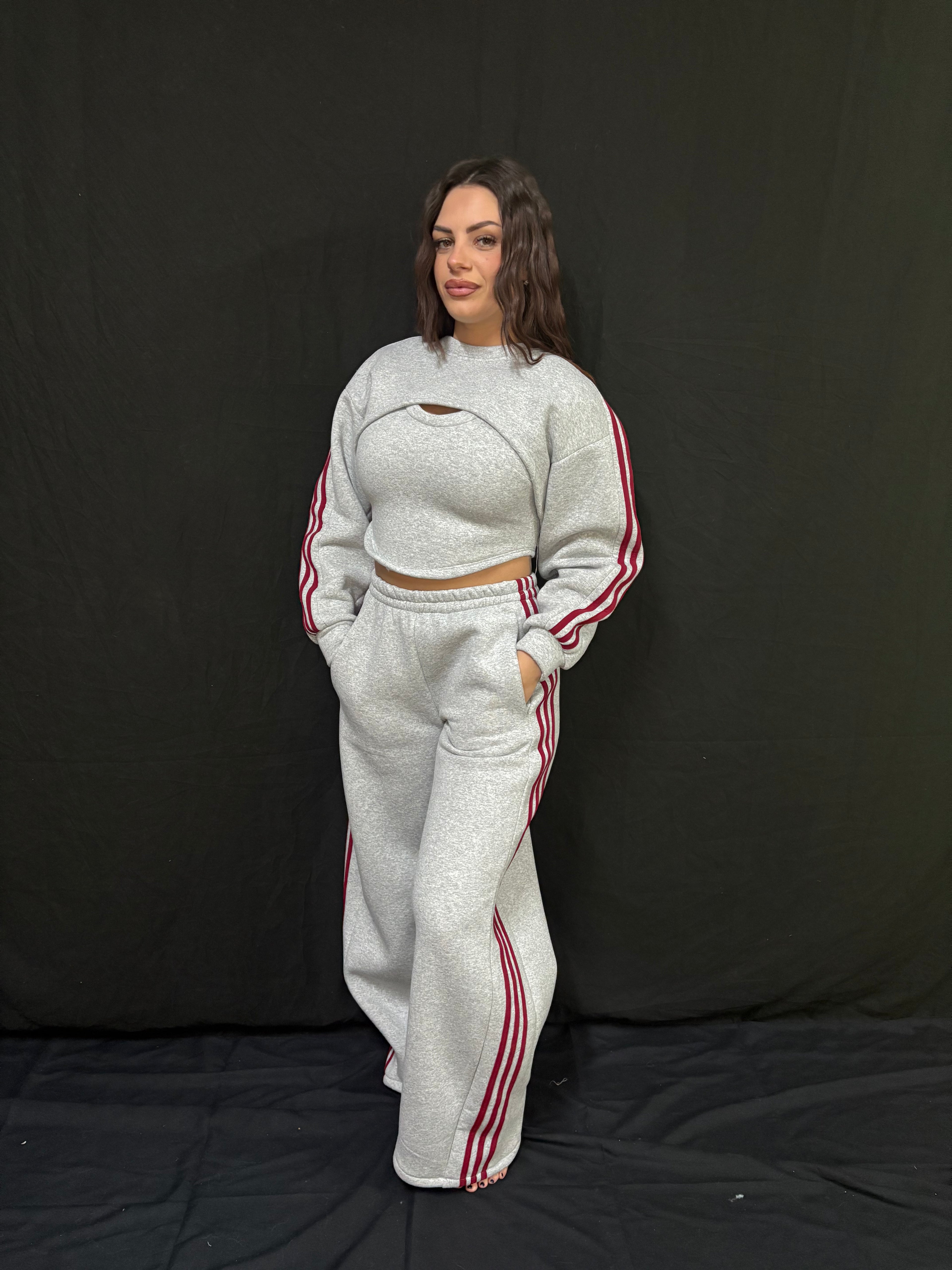 Tuta grigia 3 pezzi 30,00€